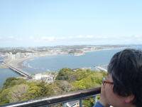 江の島展望灯台から鎌倉側を望む